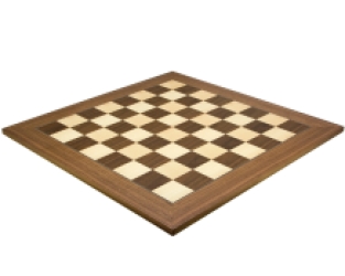 Walnut board with classic pieces Staunton 4