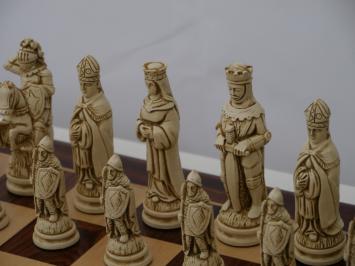 Chess pieces Camelot